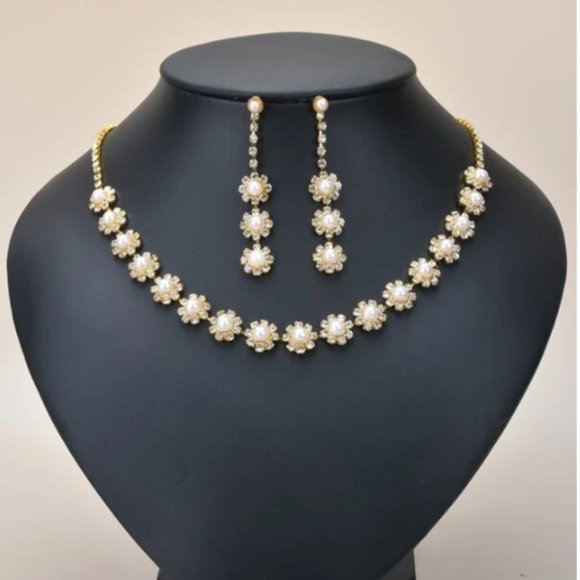 Bridal jewelry diamond necklace - Picture 2 of 6